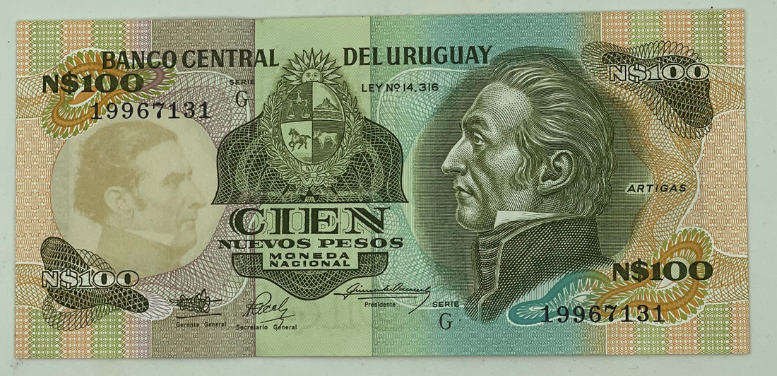 Uruguay P62a 100 Pesos X 2, The Pair, AU Banknotes